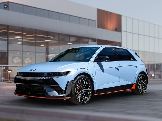 2025 Hyundai IONIQ 5 N AWD - 22938502 - 19