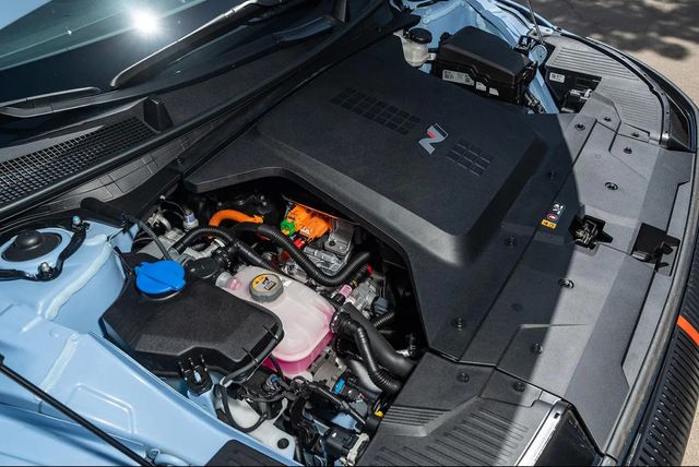 2025 Hyundai IONIQ 5 N AWD - 22938502 - 33