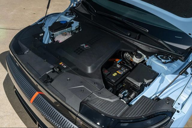 2025 Hyundai IONIQ 5 N AWD - 22938502 - 35