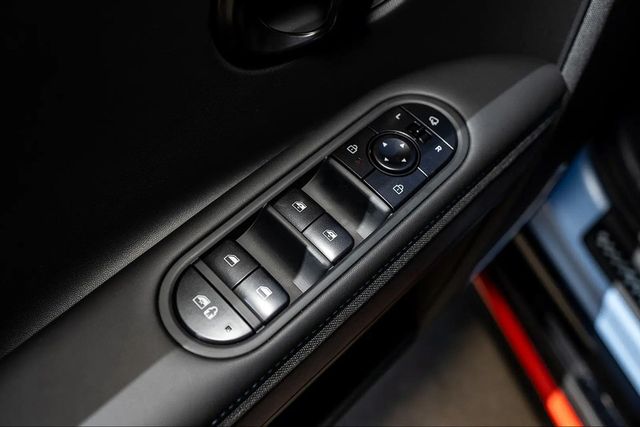 2025 Hyundai IONIQ 5 N AWD - 22938502 - 38