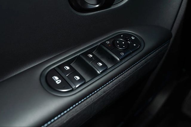 2025 Hyundai IONIQ 5 N AWD - 22938502 - 39