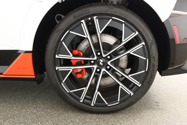 2025 Hyundai IONIQ 5 N AWD - 22925201 - 6