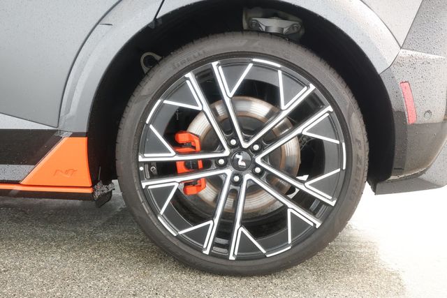 2025 Hyundai IONIQ 5 N AWD - 22930988 - 6