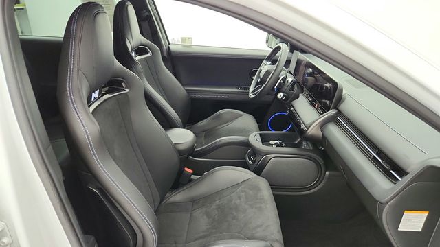 2025 Hyundai IONIQ 5 N AWD - 22949181 - 24