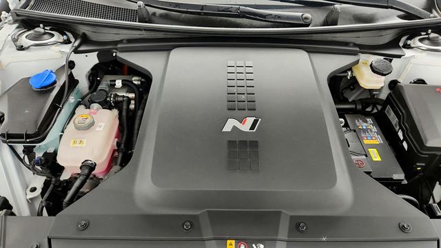 2025 Hyundai IONIQ 5 N AWD - 22949181 - 27