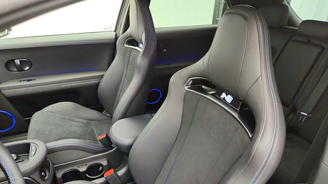 2025 Hyundai IONIQ 5 N AWD - 22960740 - 19