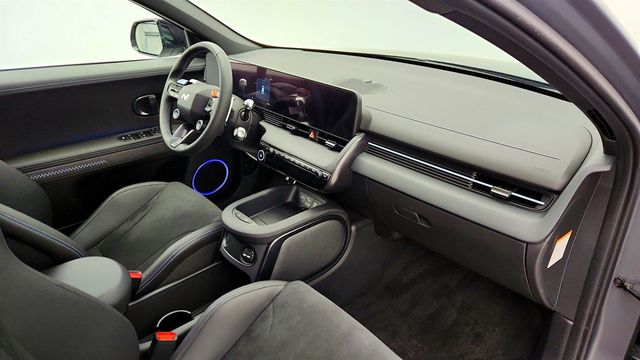 2025 Hyundai IONIQ 5 N AWD - 22960740 - 24