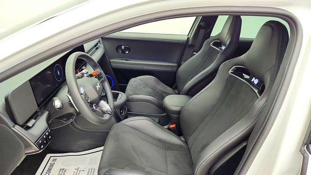 2025 Hyundai IONIQ 5 N AWD - 22978367 - 18