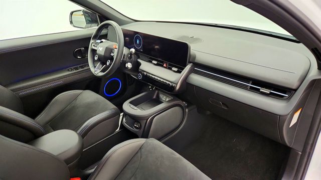 2025 Hyundai IONIQ 5 N AWD - 22978367 - 24