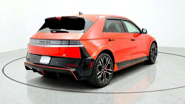 2025 Hyundai IONIQ 5 N AWD - 23098544 - 4