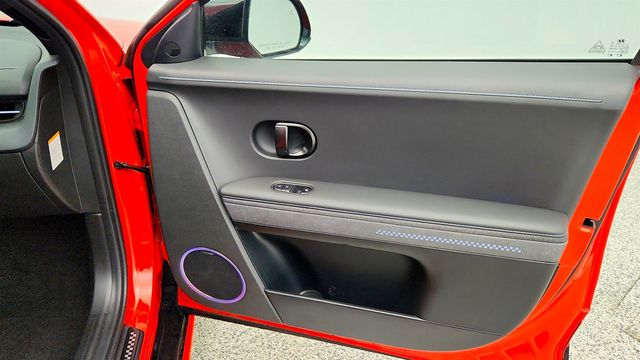 2025 Hyundai IONIQ 5 N AWD w/ 21'' Wheels & N Grin Boost - 22992294 - 23