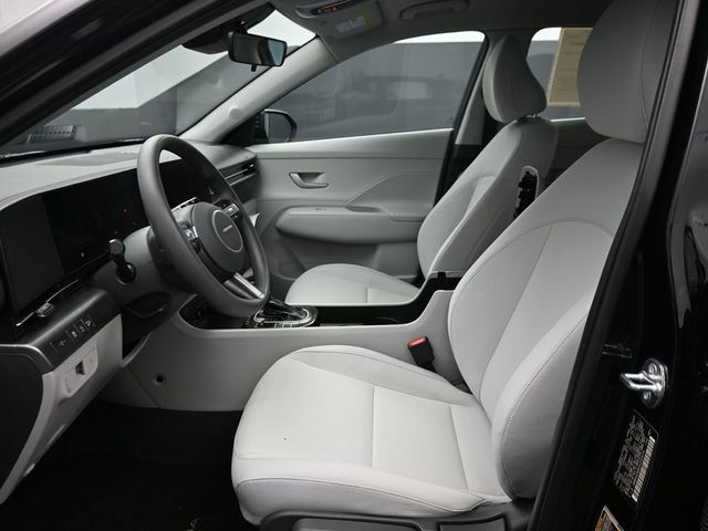 2025 Hyundai Kona SE FWD - 23024349 - 5