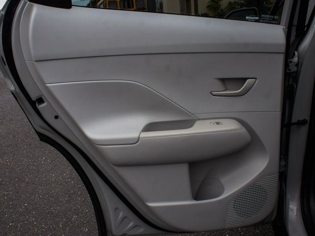 2025 Hyundai Kona SEL - 23077241 - 12