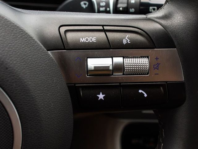 2025 Hyundai Kona SEL - 23077241 - 24