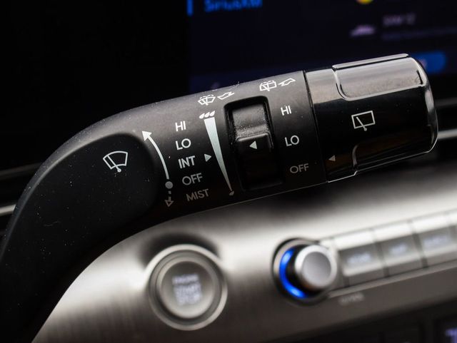 2025 Hyundai Kona SEL - 23077241 - 25