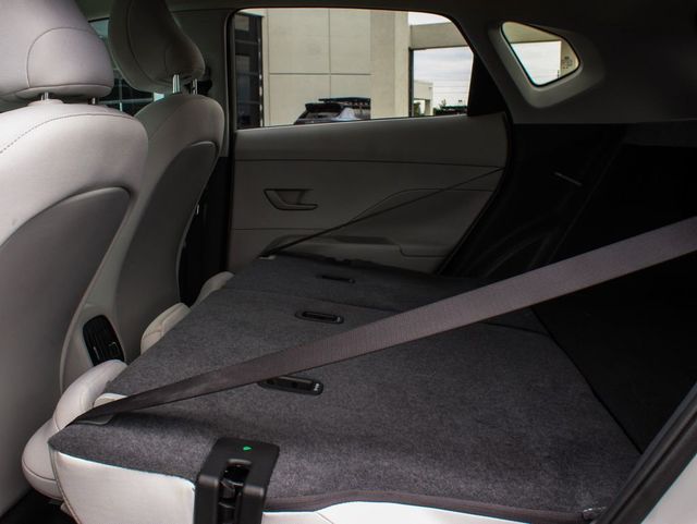 2025 Hyundai Kona SEL - 23077241 - 31