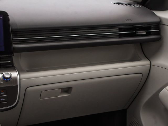 2025 Hyundai Kona SEL - 23077241 - 36