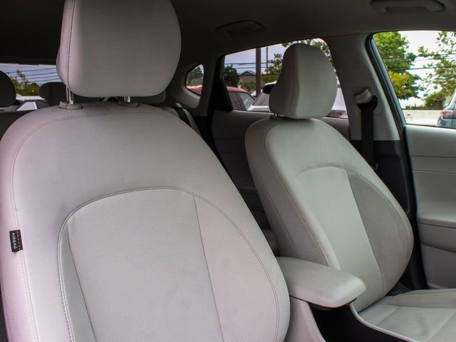 2025 Hyundai Kona SEL - 23077241 - 38