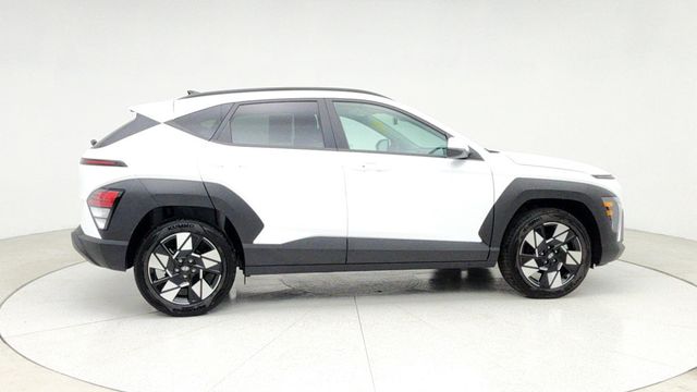 2025 Hyundai Kona SEL - 22949230 - 3