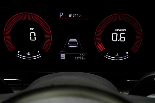 2025 Hyundai Kona SEL AWD - 22926028 - 27