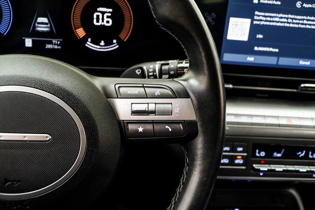 2025 Hyundai Kona SEL photo 29
