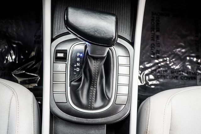 2025 Hyundai Kona SEL AWD - 22926057 - 19