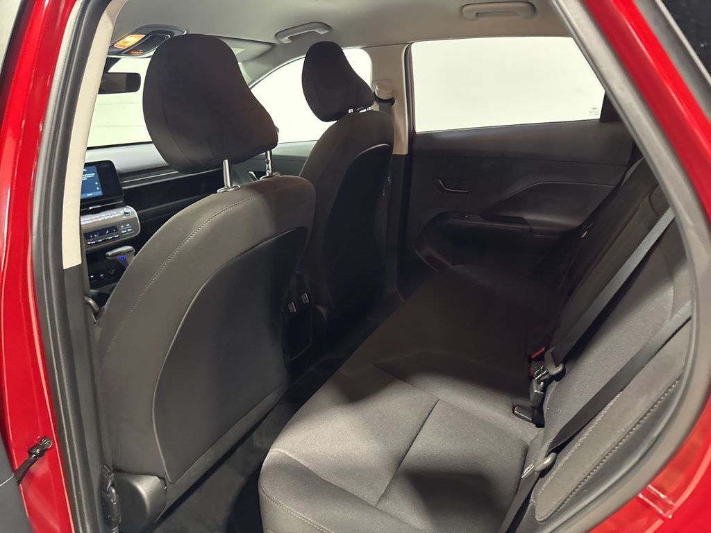 2025 Hyundai Kona SEL AWD - 22994465 - 29