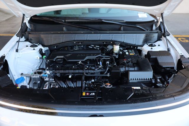 2025 Hyundai Kona SEL AWD - 22972607 - 10