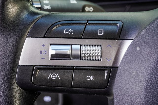 2025 Hyundai Kona SEL AWD - 22931375 - 23