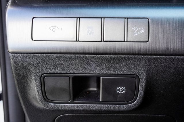 2025 Hyundai Kona SEL AWD - 22931375 - 24