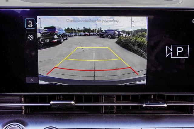 2025 Hyundai Kona SEL AWD - 22931375 - 27