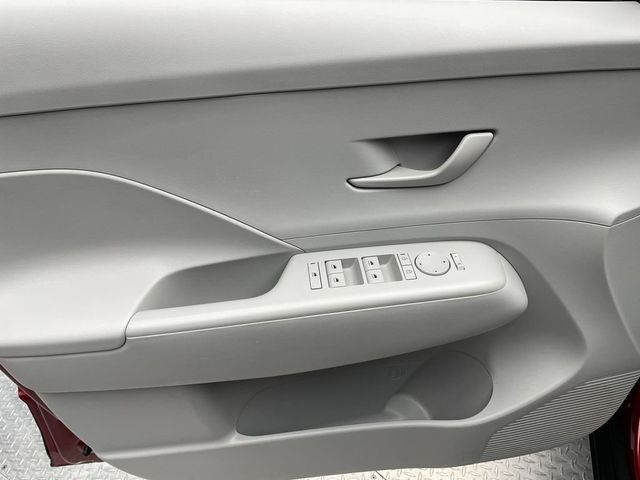 2025 Hyundai Kona SEL AWD - 22907706 - 8
