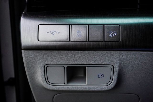 2025 Hyundai Kona SEL FWD - 22940234 - 23