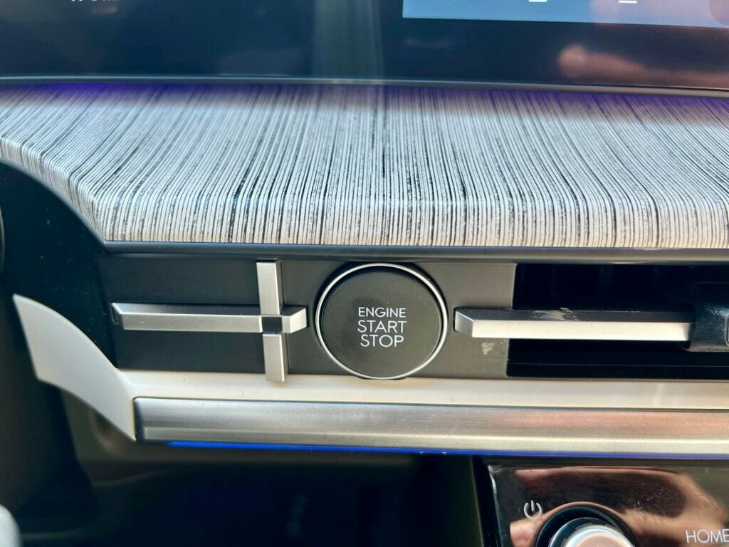 2025 Hyundai Santa Fe CALLIGRAPHY - 23013382 - 26