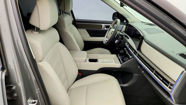 2025 Hyundai Santa Fe Calligraphy FWD w/ Nappa Leather, Bose & Panoramic Sunroof - 23092497 - 24