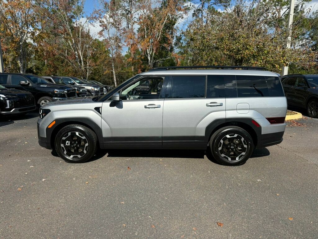 2025 Hyundai Santa Fe SEL photo 2