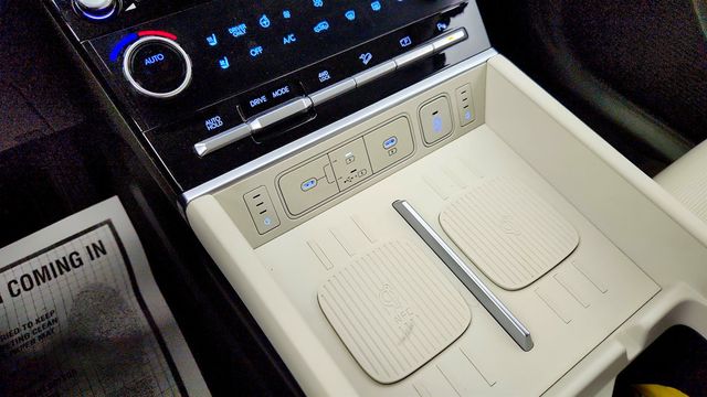 2025 Hyundai Santa Fe Hybrid Calligraphy AWD - 23012581 - 16