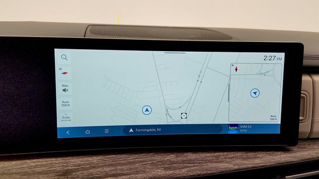 2025 Hyundai Santa Fe Hybrid Calligraphy AWD (34 mpg)  - 22981386 - 16