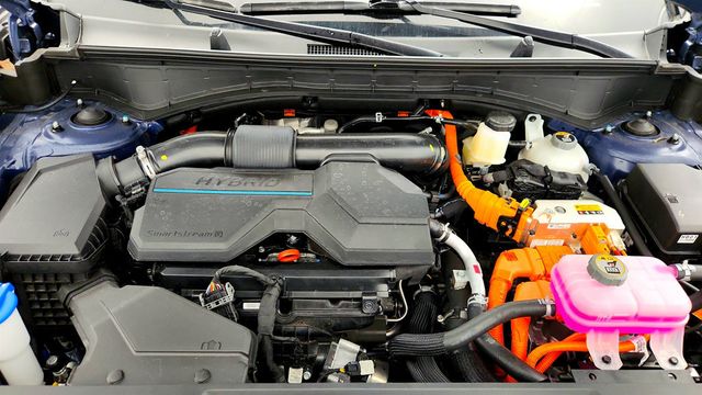 2025 Hyundai Santa Fe Hybrid Calligraphy AWD w/ Tow Hitch - 23017559 - 27