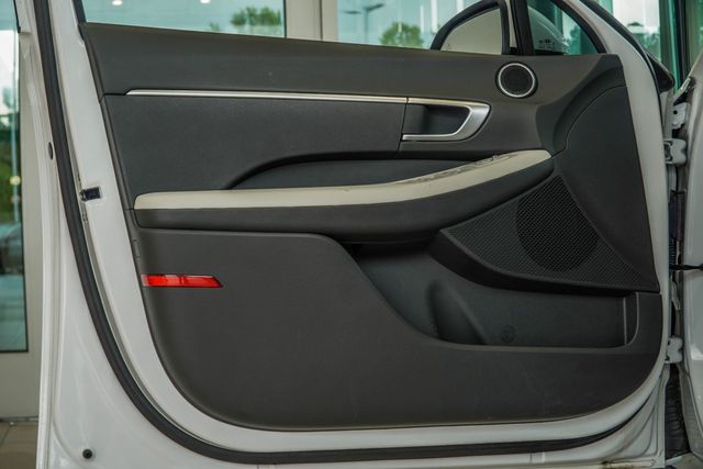 2025 Hyundai Sonata SE FWD - 23066593 - 32