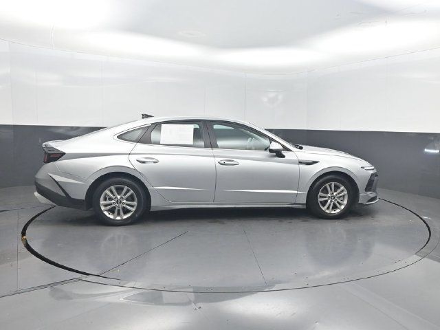 2025 Hyundai Sonata SE FWD - 23074765 - 28