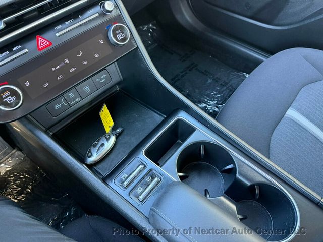 2025 Hyundai Sonata SEL - 22983600 - 19