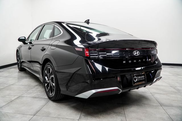 2025 Hyundai Sonata SEL FWD - 22957697 - 10
