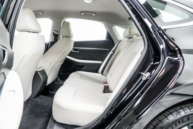 2025 Hyundai Sonata SEL FWD - 22957697 - 40