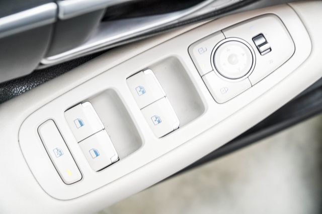 2025 Hyundai Sonata SEL FWD - 22957697 - 42