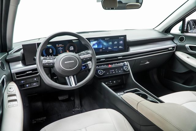 2025 Hyundai Sonata SEL FWD - 22957712 - 4