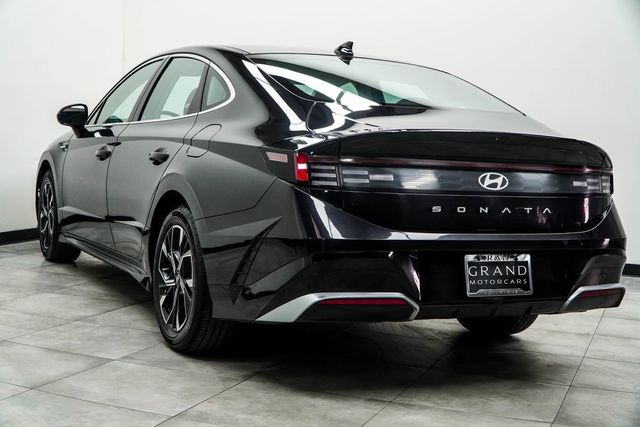 2025 Hyundai Sonata SEL FWD - 22957716 - 10