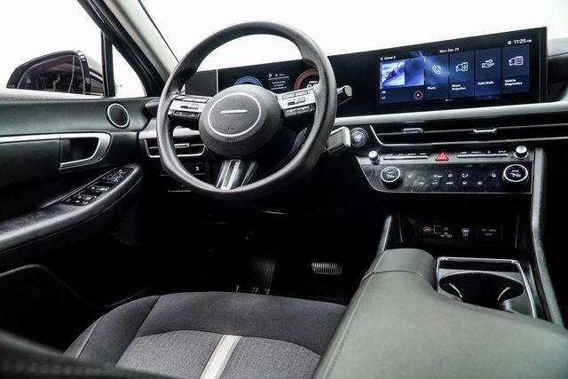 2025 Hyundai Sonata SEL FWD - 22957716 - 18