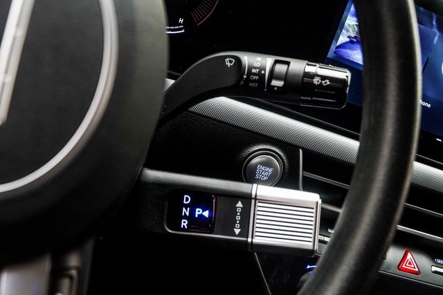 2025 Hyundai Sonata SEL FWD - 22957716 - 31