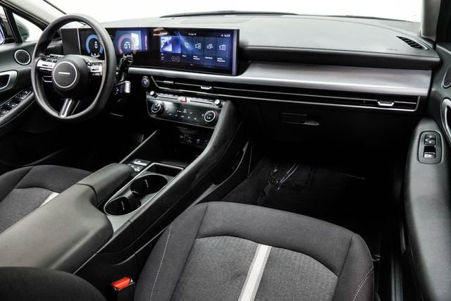 2025 Hyundai Sonata SEL FWD - 23009678 - 19